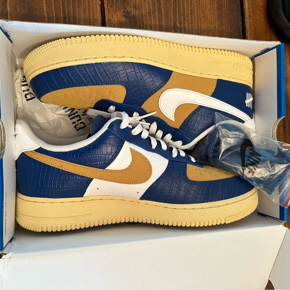 Men’s Nike Air Force 1 X Dunks undefeated